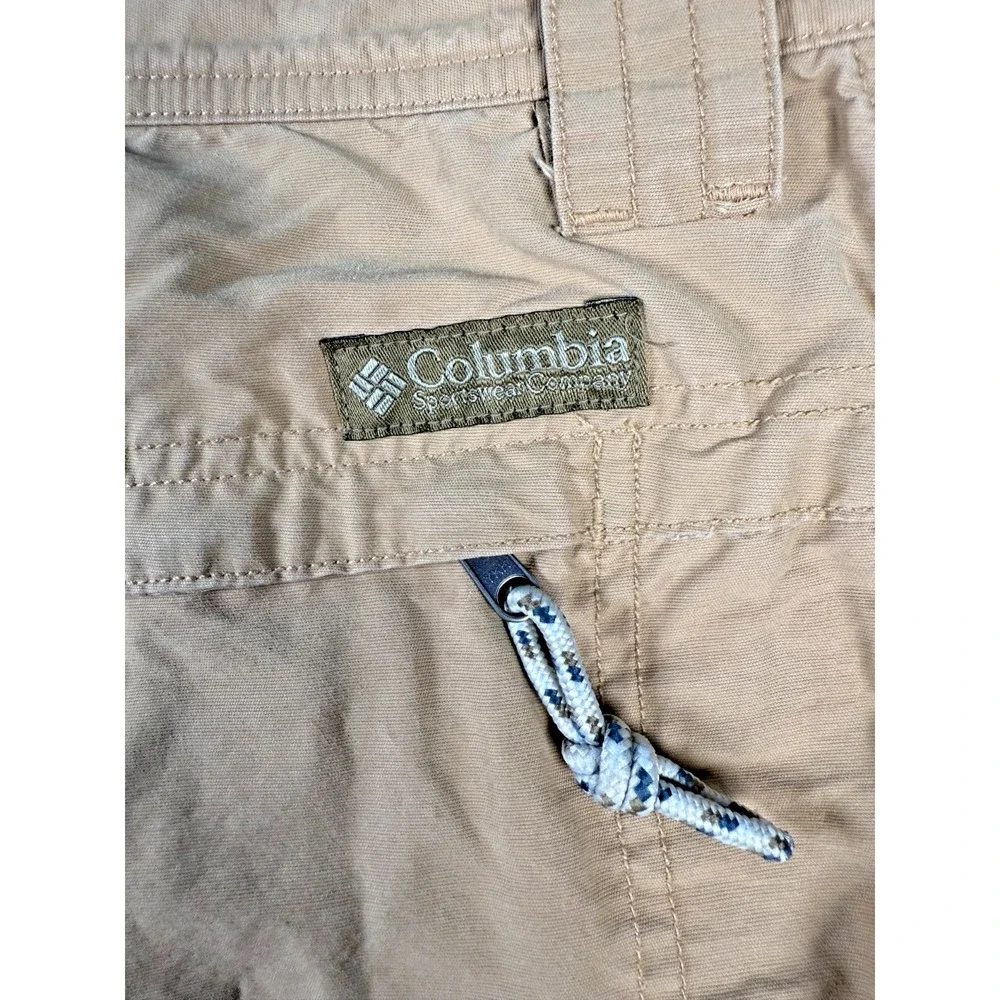 Columbia Cargo Shorts Mens 36x9.5  Relaxed Fit Cotton Beige Outdoor Beach Summer